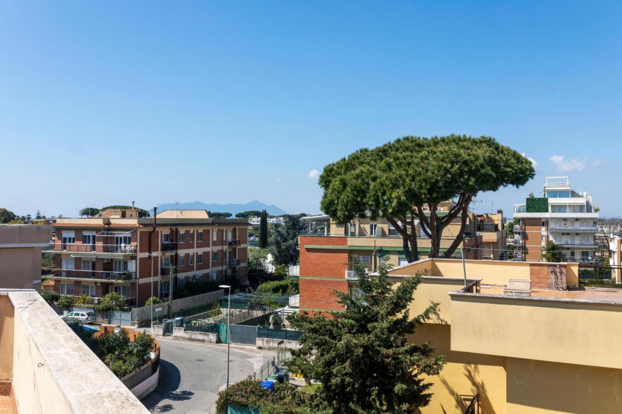 Incantevole Attico 1Minuto Dal Mare Wifi Netflix Terracina Exterior foto